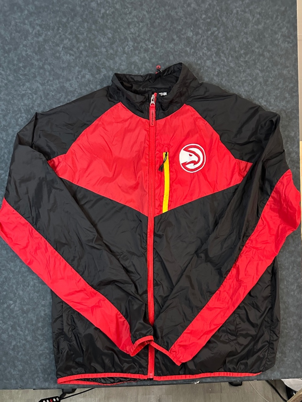 Atlanta Hawks Members Full Zip Light Black/Red Windbreaker Jacket Size Large
